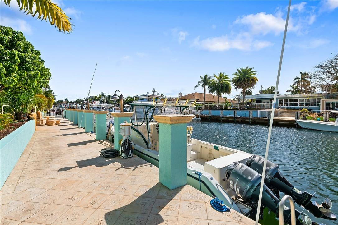 BEACON LIGHT SHOPPING CTR - Residential