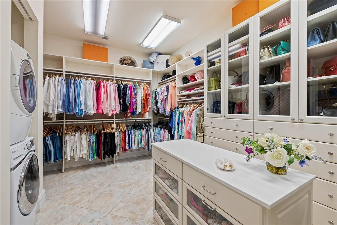 BEACON LIGHT SHOPPING CTR - Residential