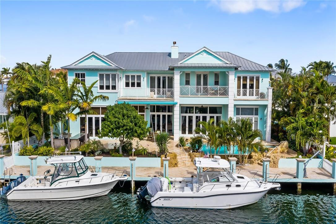 BEACON LIGHT SHOPPING CTR - Residential