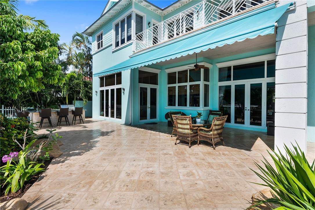 BEACON LIGHT SHOPPING CTR - Residential