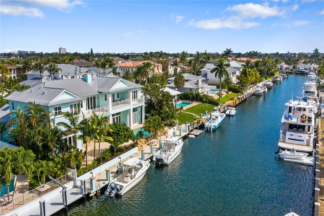 BEACON LIGHT SHOPPING CTR - Residential