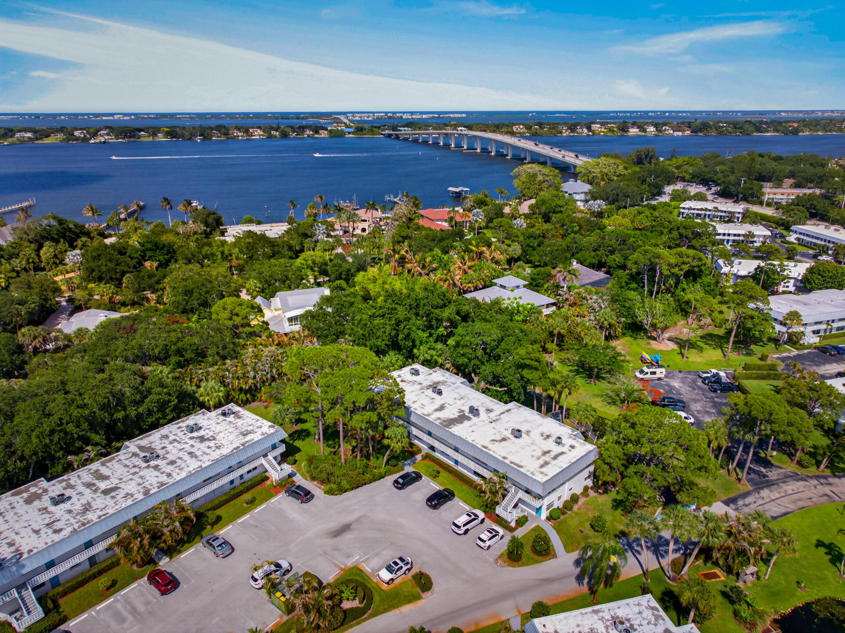 CEDAR POINTE CONDO - Residential