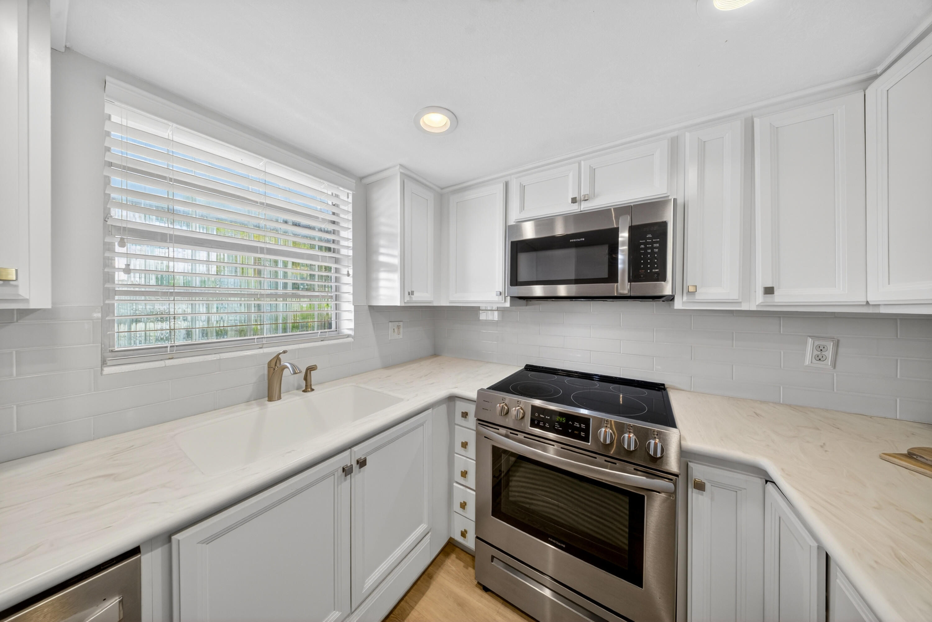 2929 SE Ocean Boulevard 103-9
