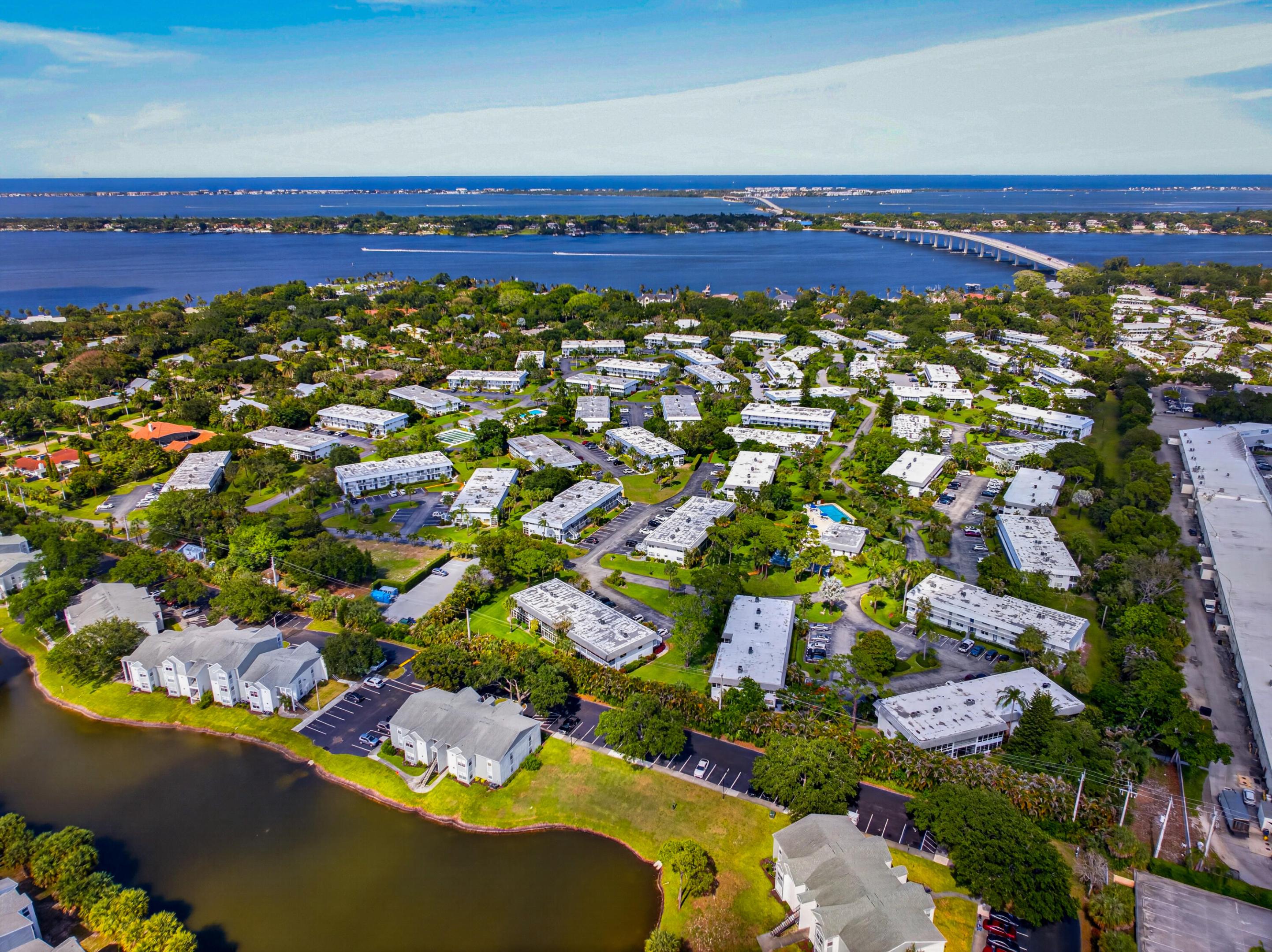 CEDAR POINTE CONDO - Residential