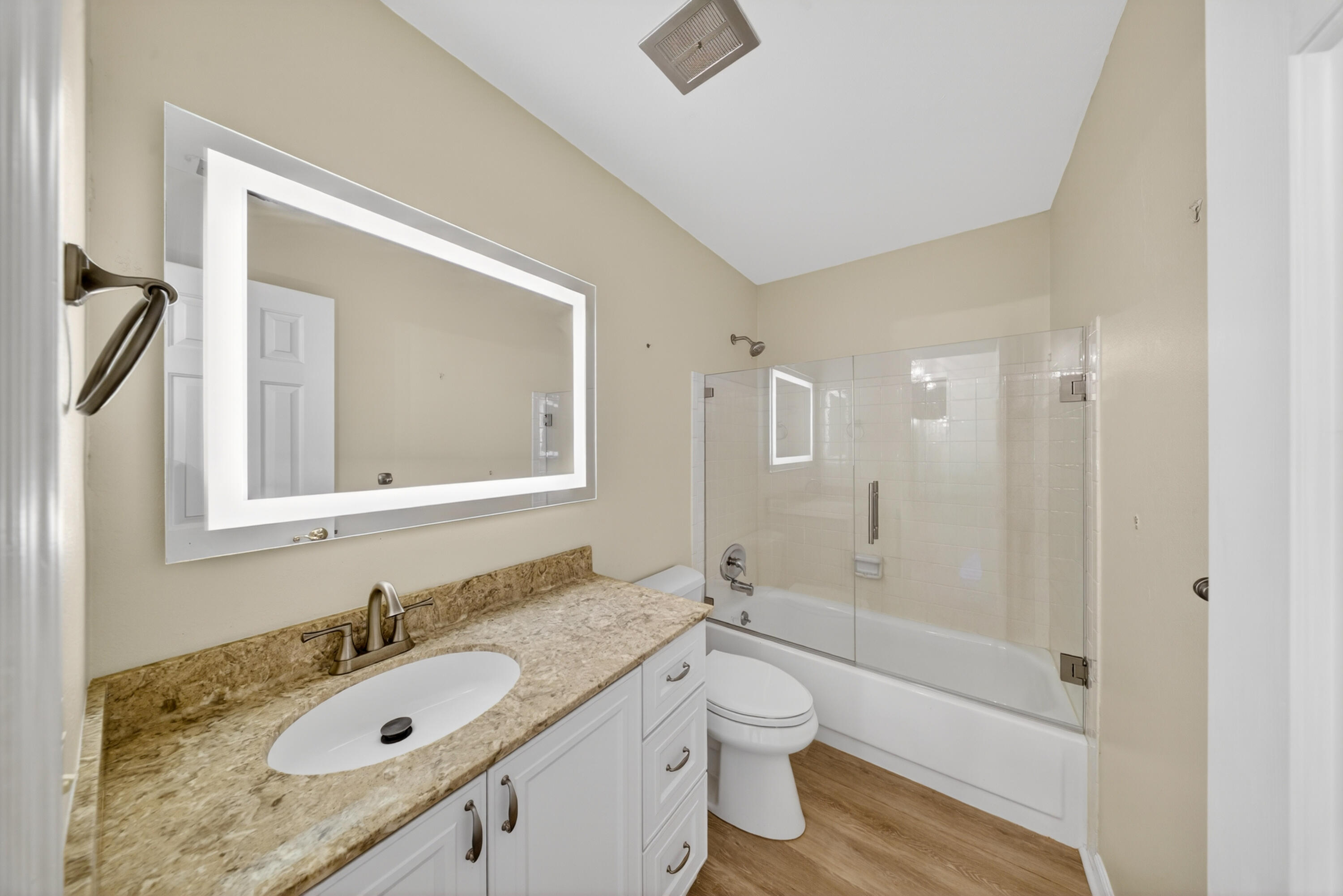 CEDAR POINTE CONDO - Residential