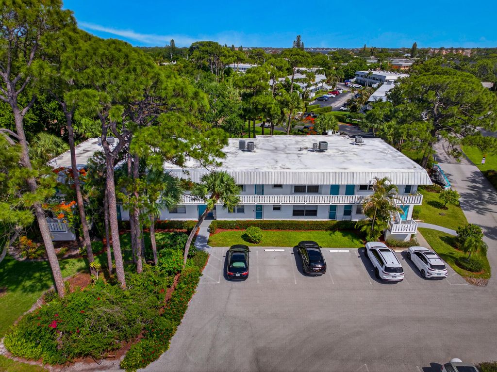 Photo of 2929 SE Ocean Boulevard #103-9, Stuart, FL 34996 (MLS # B26030553)