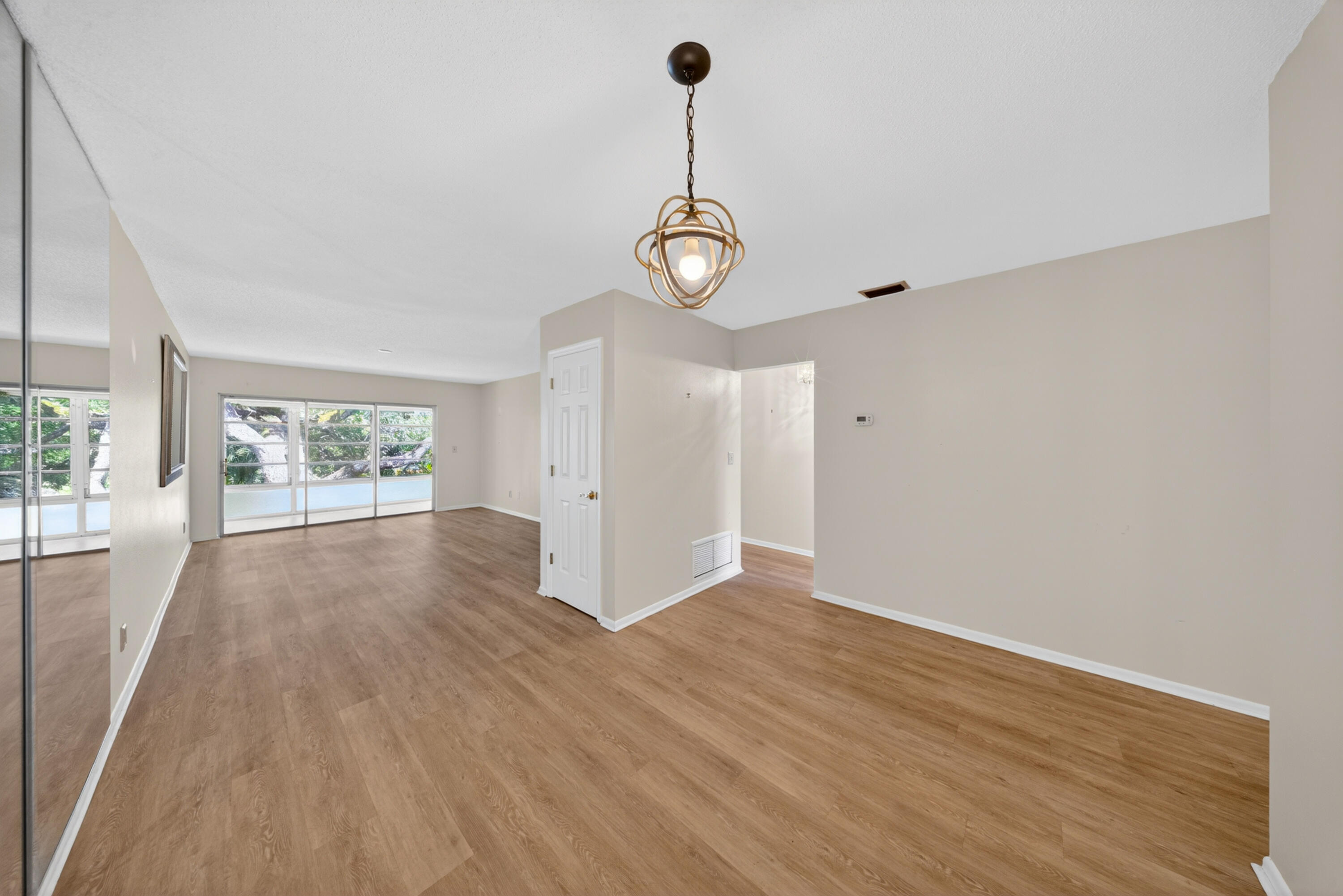 CEDAR POINTE CONDO - Residential
