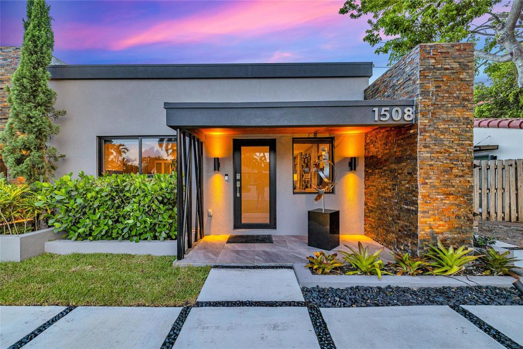 Photo of 1508 NE 18th Street, Fort Lauderdale, FL 33305 (MLS # F10511691)