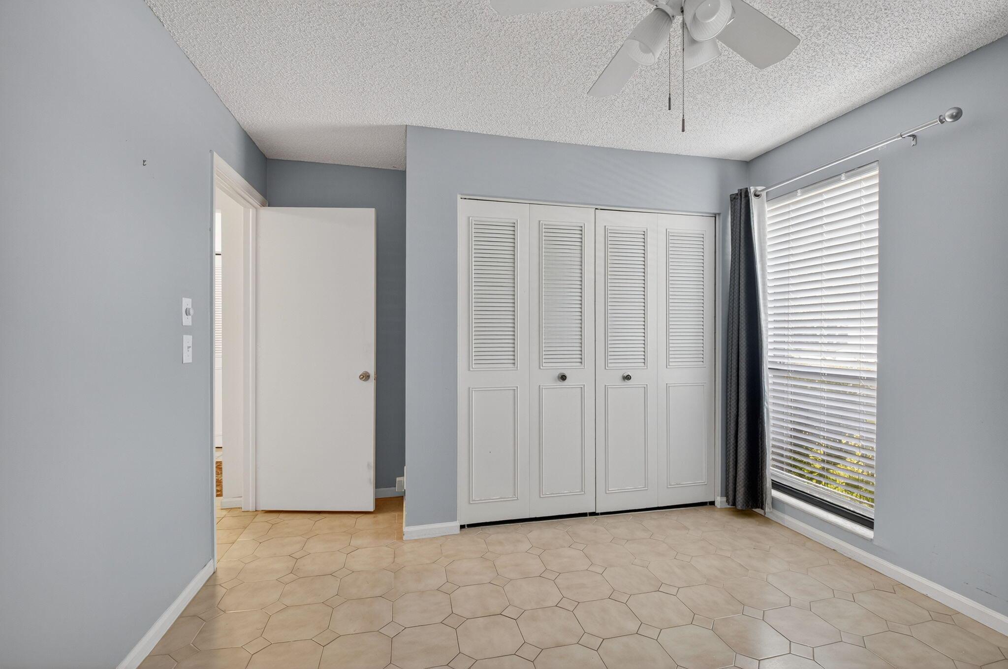 COCO WOOD LAKES SEC 3 - Residential