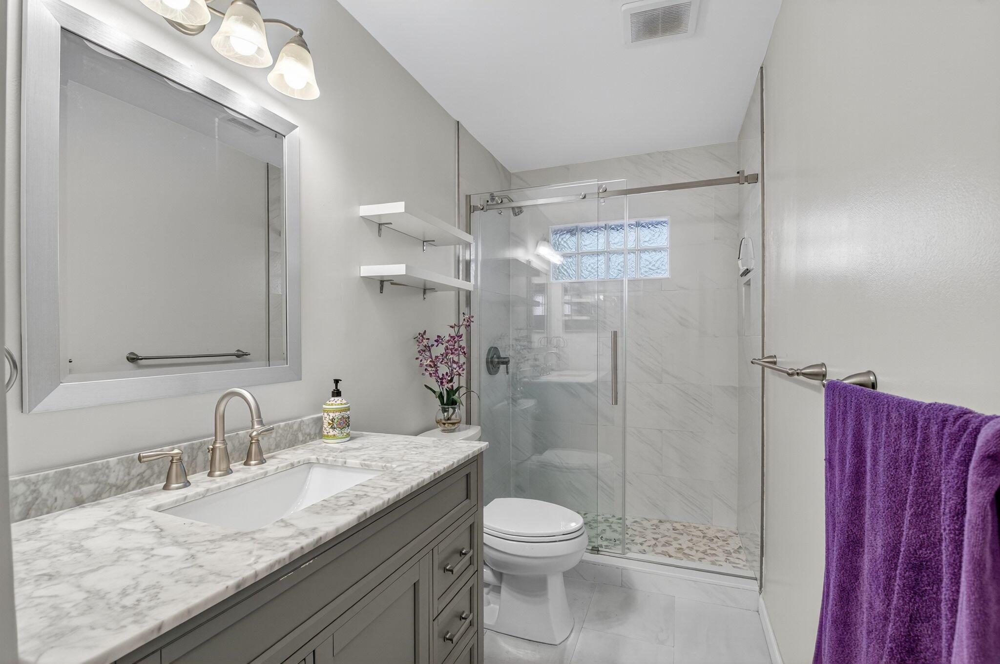 COCO WOOD LAKES SEC 3 - Residential