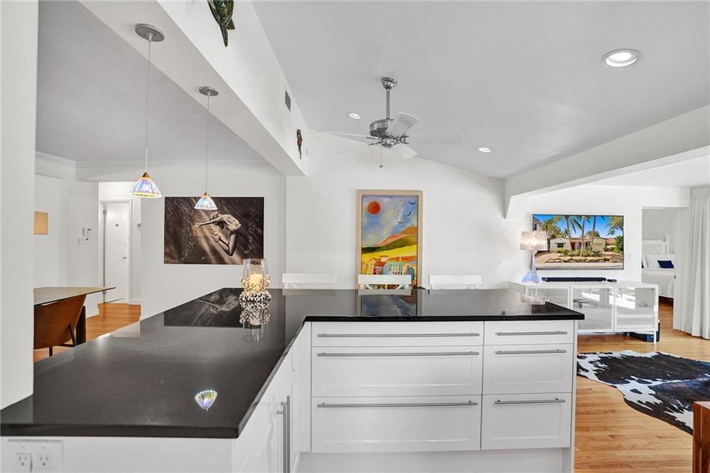 Rio Vista C J Hectors Res - Residential