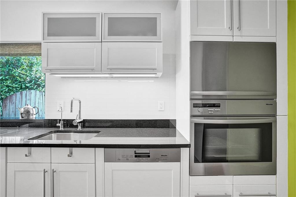 Rio Vista C J Hectors Res - Residential