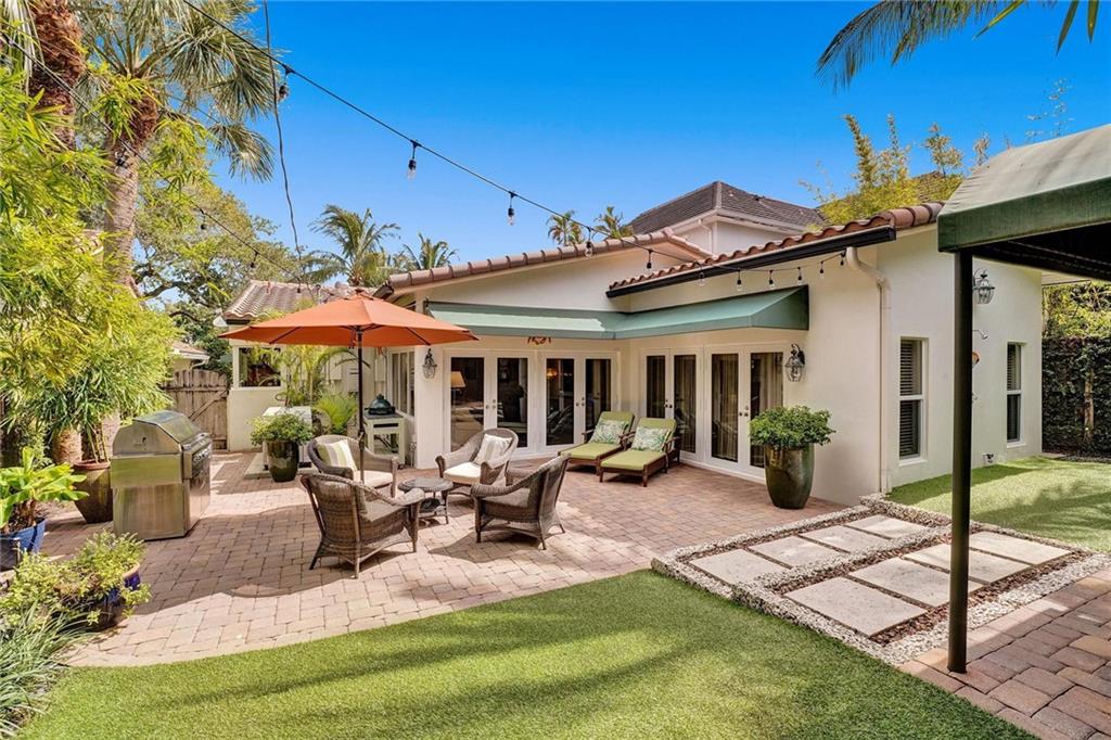 Rio Vista C J Hectors Res - Residential