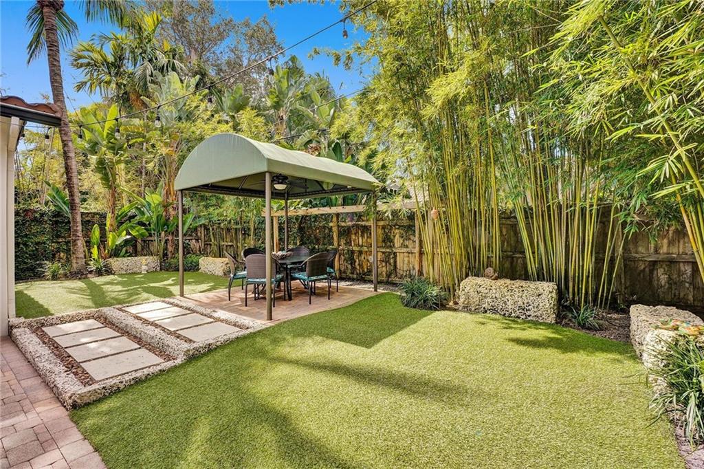 Rio Vista C J Hectors Res - Residential