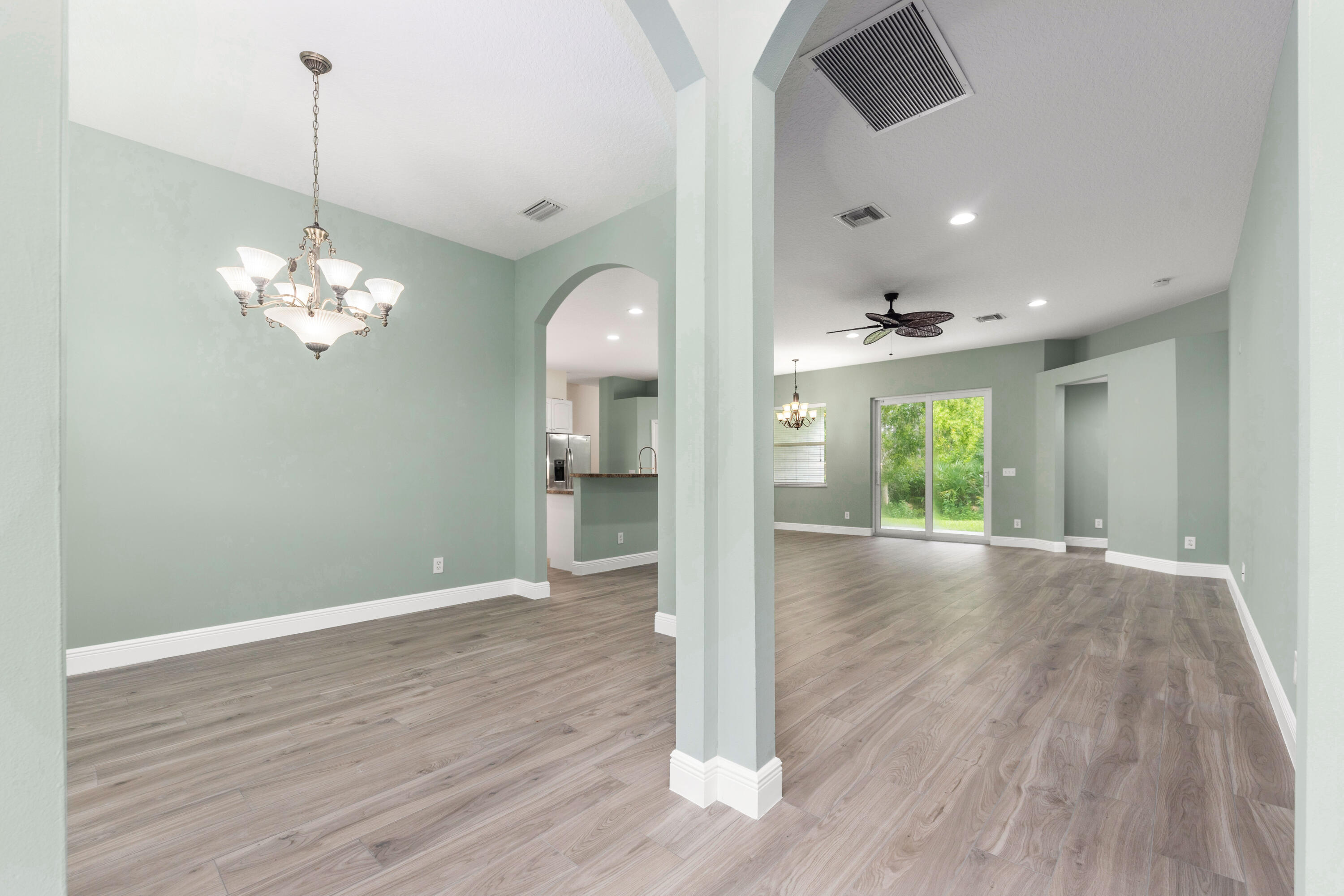 Pineapple Plantation/The Pines - Residential Lease