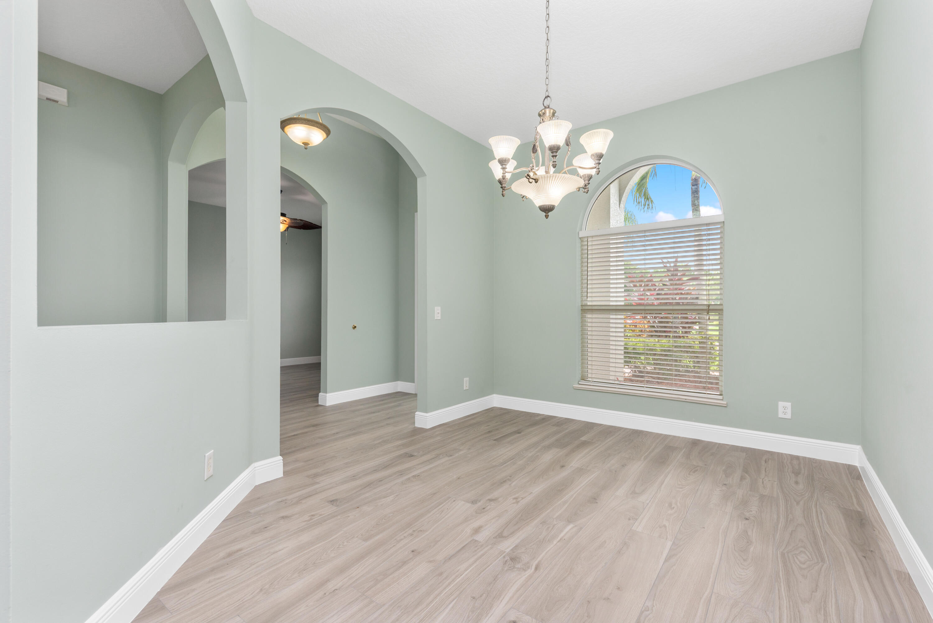 Pineapple Plantation/The Pines - Residential Lease