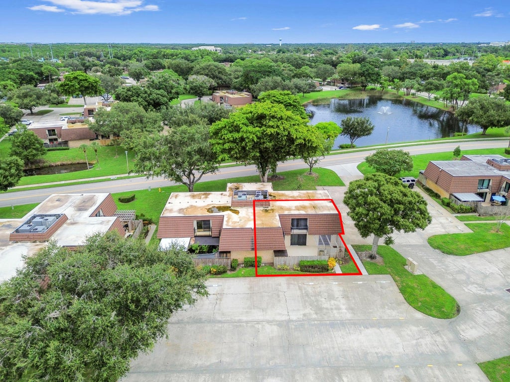 Photo of 2523 25th Lane, Palm Beach Gardens, FL 33418 (MLS # B26077965)
