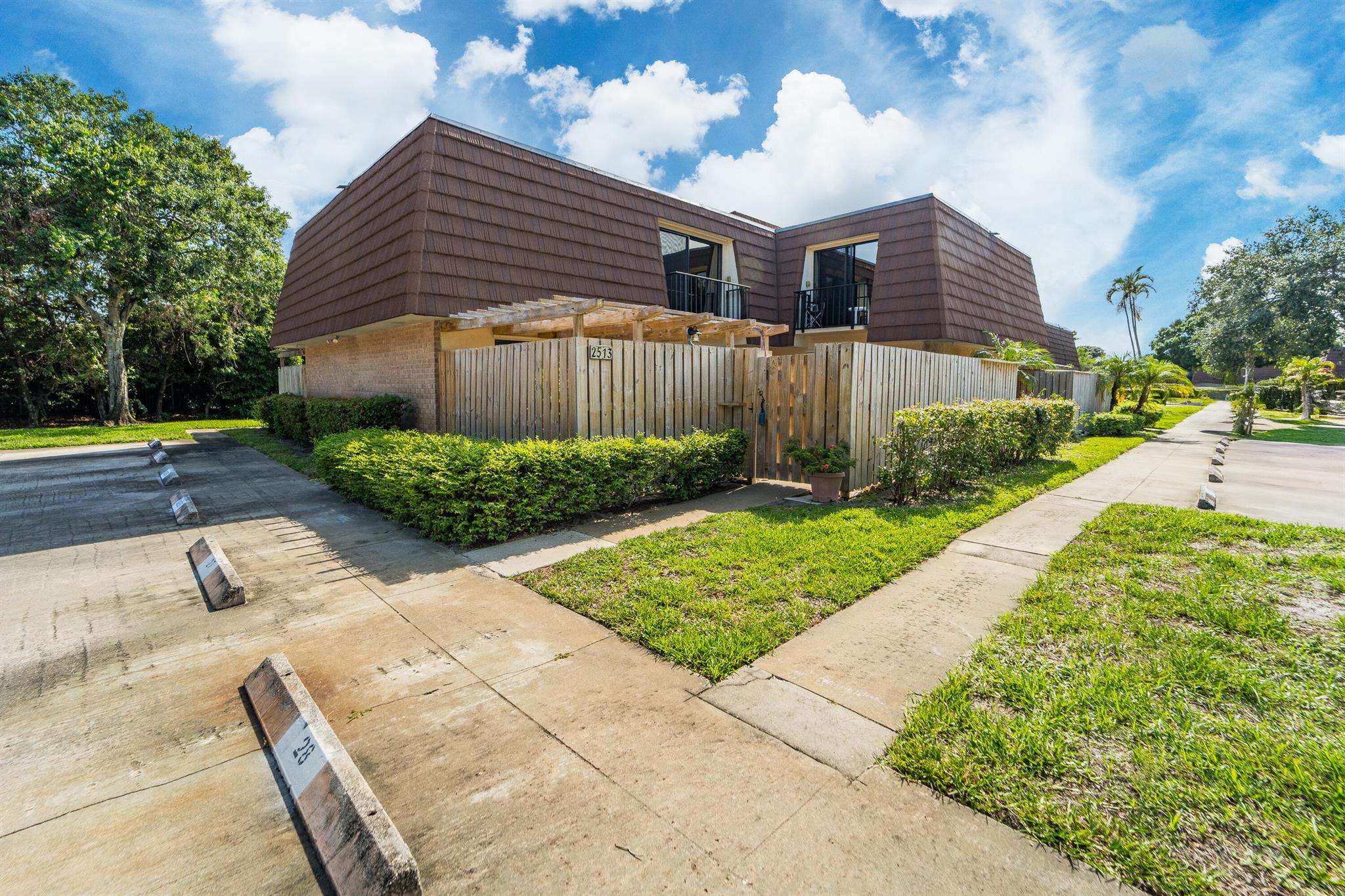 2513 25th Lane
