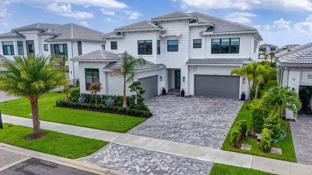 Photo of 9931 Migration Point, Palm Beach Gardens, FL 33412 (MLS # B26036445)