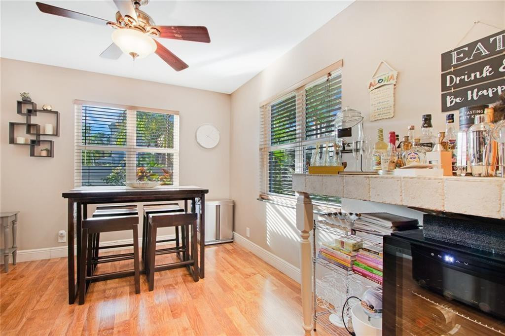 HARBOUR OAKS - Residential