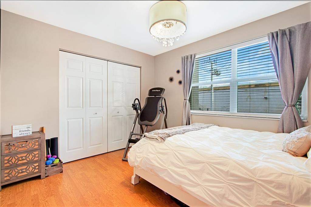 HARBOUR OAKS - Residential