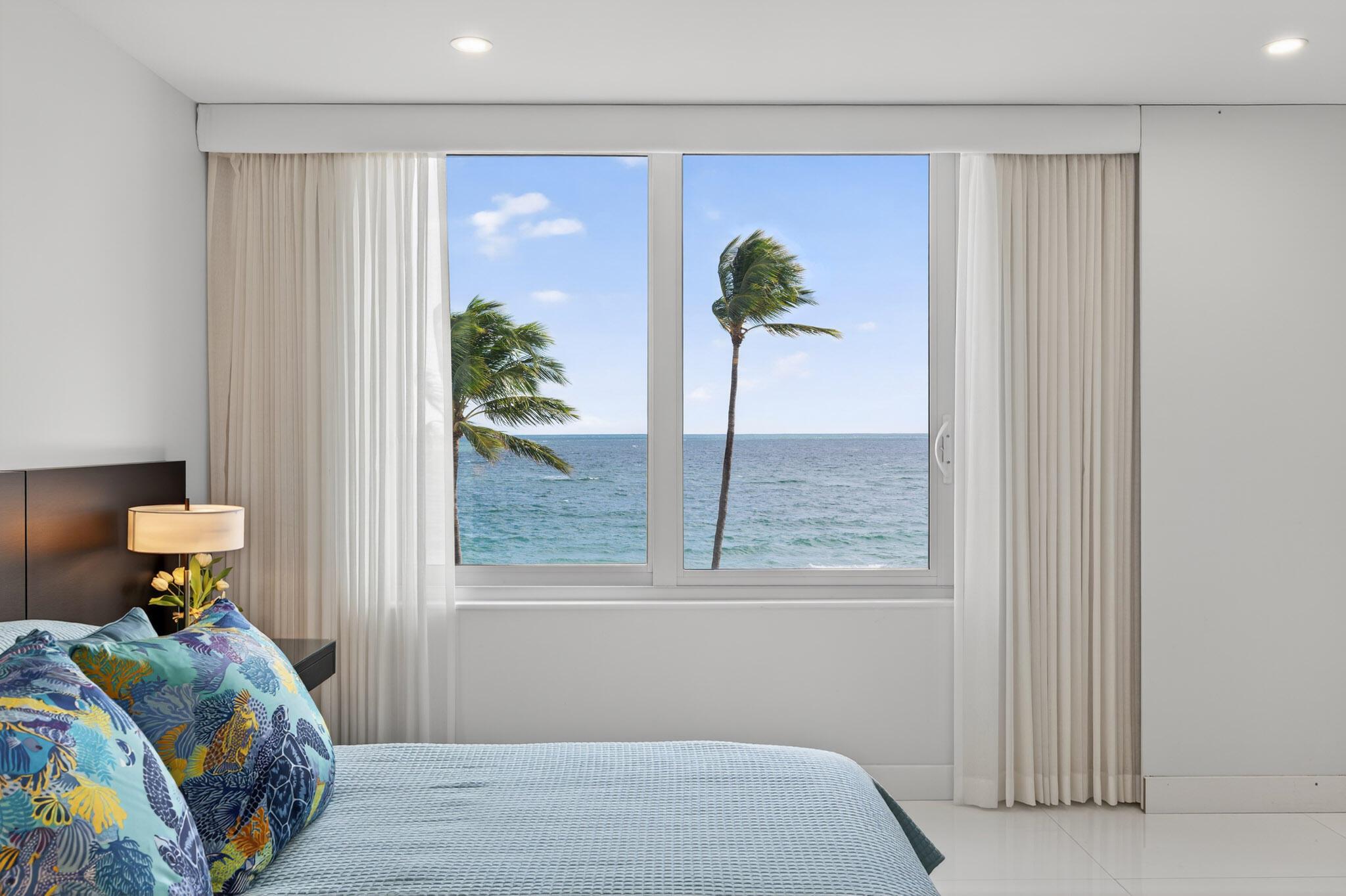 LOWELL HOUSE CONDO LTS 53 - Residential