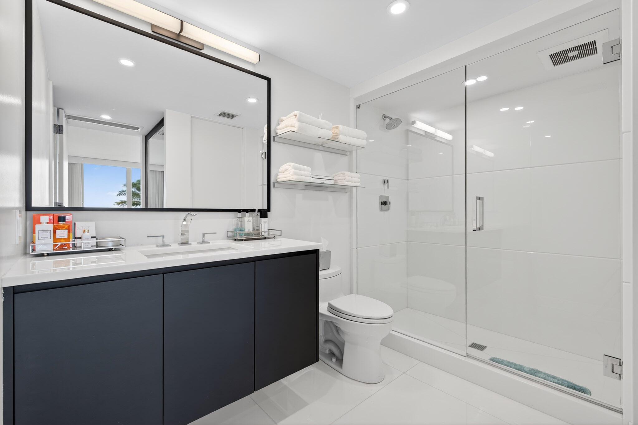 LOWELL HOUSE CONDO LTS 53 - Residential