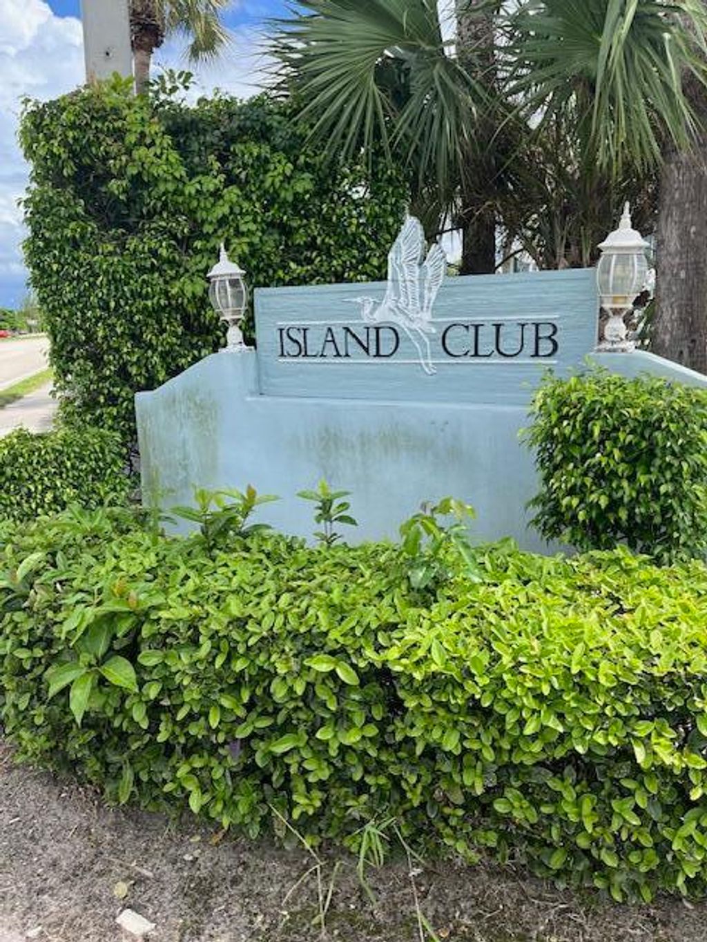 Photo of 3841 Island Club Circle E, Lake Worth, FL 33462 (MLS # R11131346)