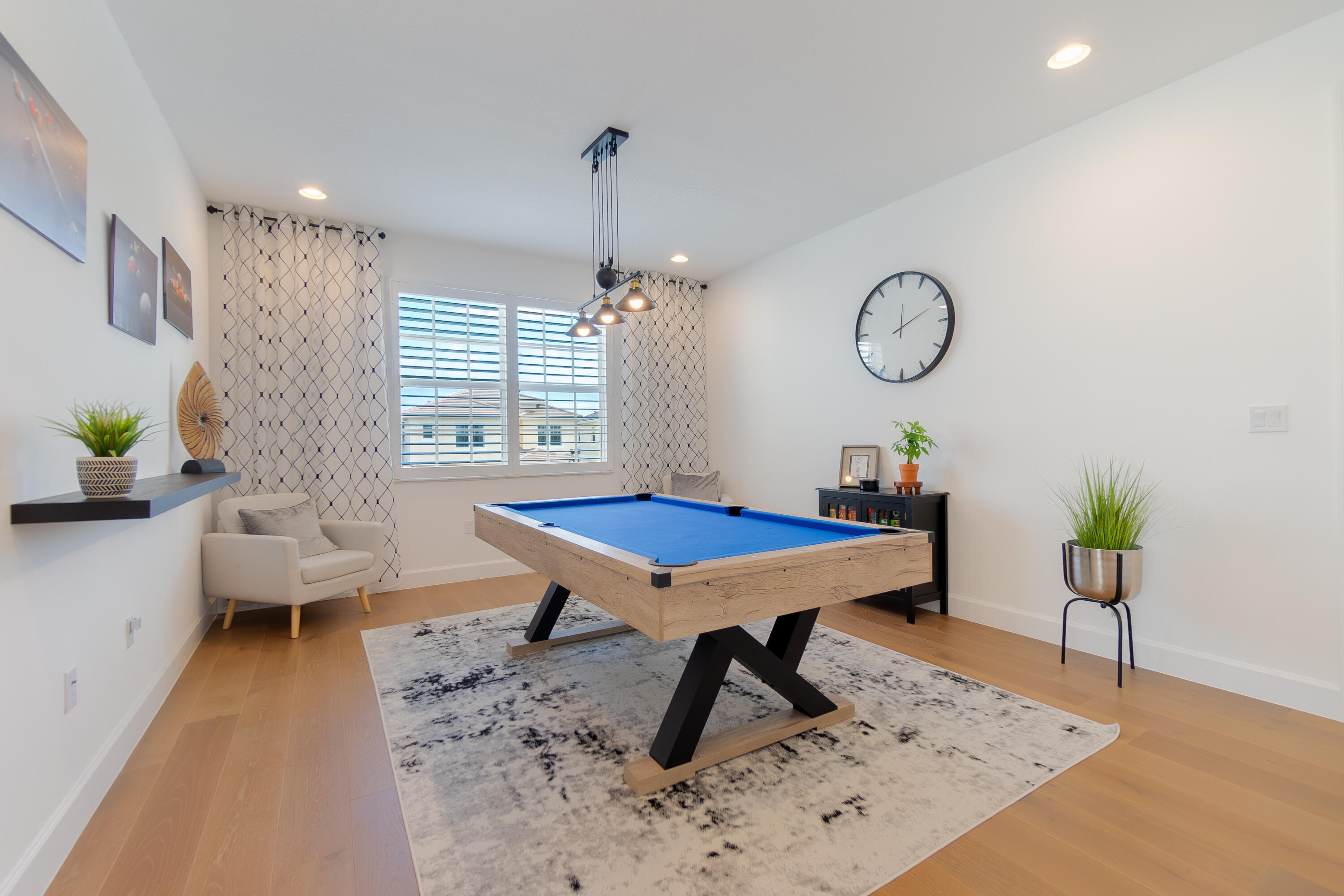 ARDEN PUD POD G SOUTH - Residential Lease