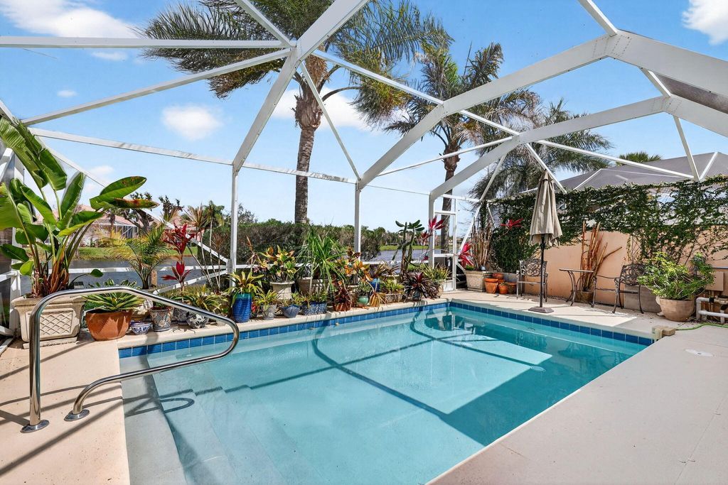 Photo of 11476 SW Pembroke Drive, Port Saint Lucie, FL 34987 (MLS # B26005159)