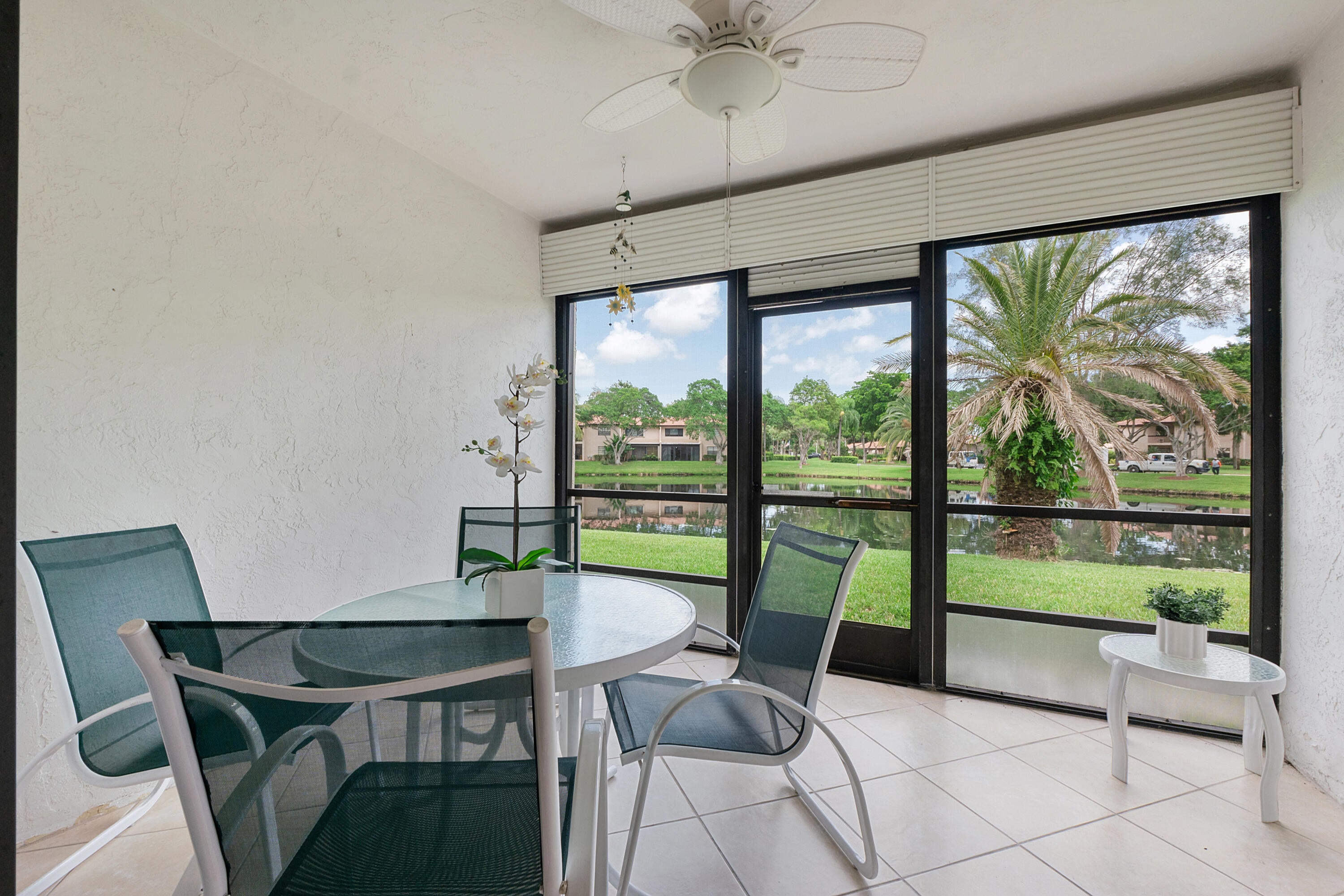 9283 Vista Del Lago I