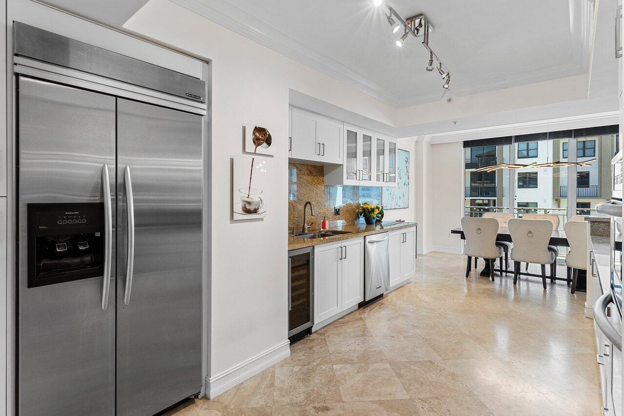 99 SE Mizner Boulevard Ph37