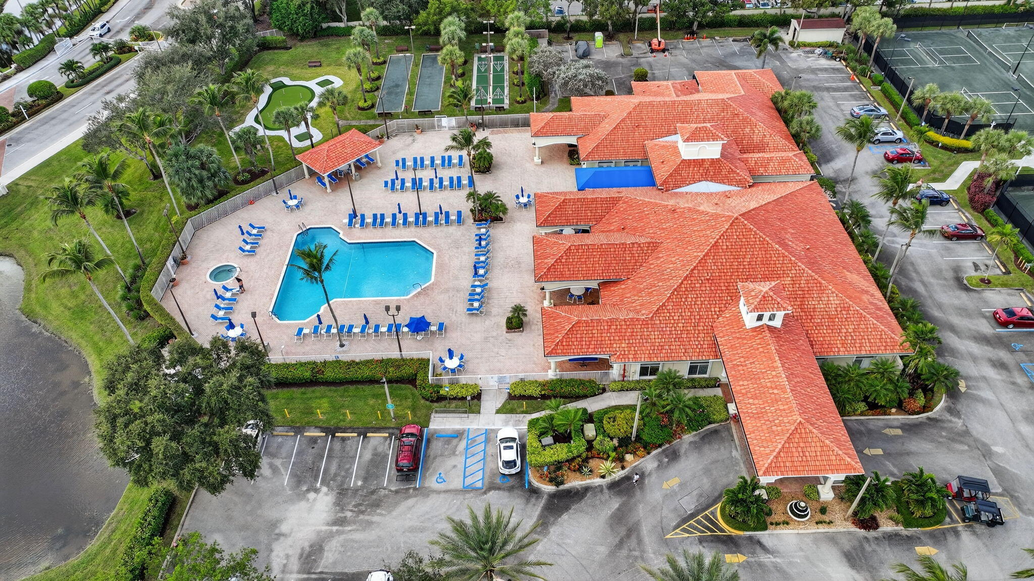 FLORAL LAKES - Residential