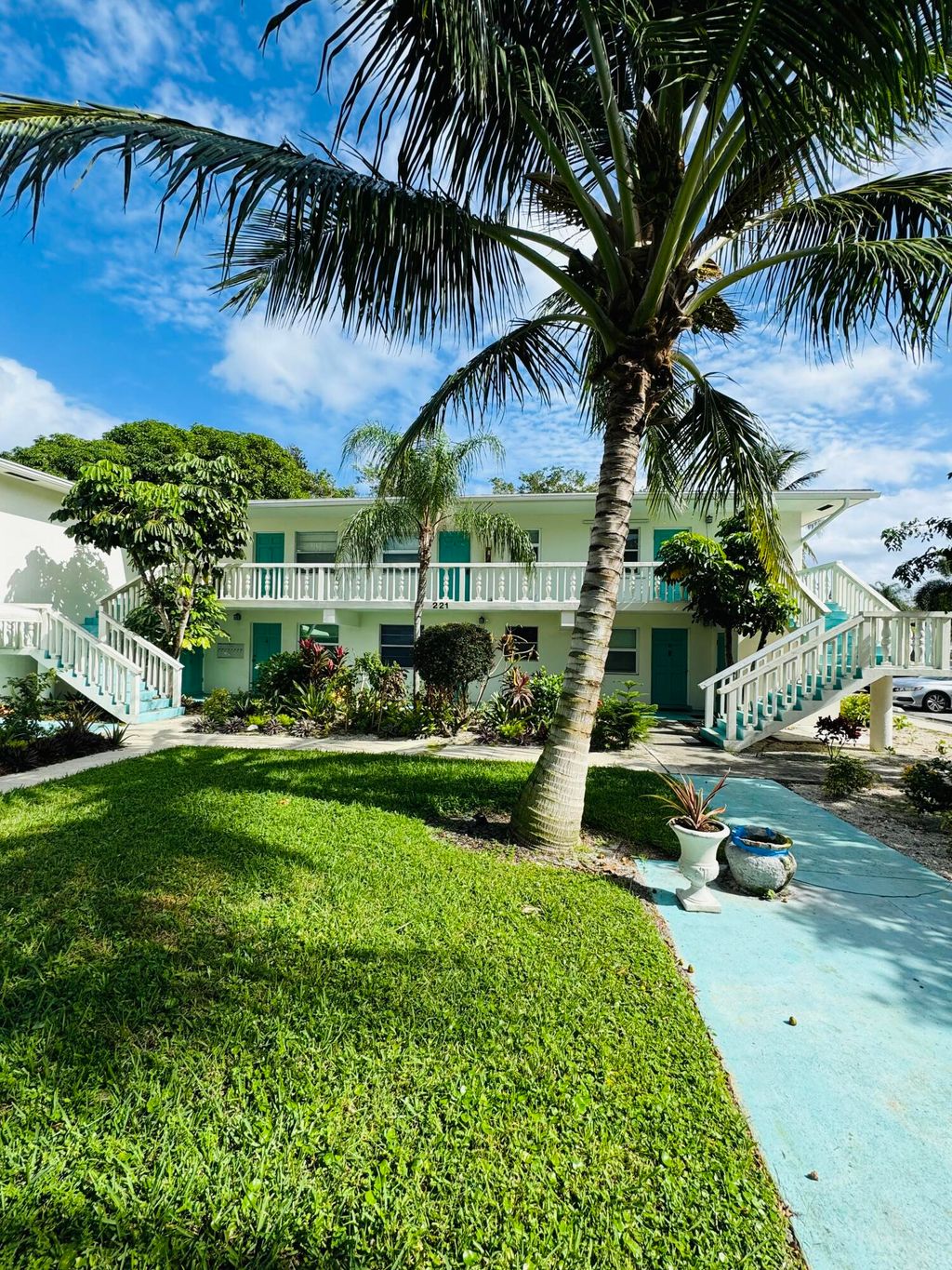 Photo of 221 SE 3rd Avenue #5, Boynton Beach, FL 33435 (MLS # R11032321)