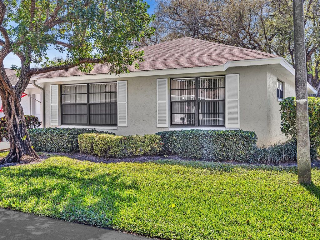 Photo of 9820 Pecan Tree Drive #9820-B, Boynton Beach, FL 33436 (MLS # F10488732)