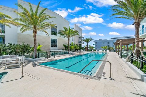 Tiny photo for 200 SE Mizner Boulevard #715, Boca Raton, FL 33432 (MLS # B26025179)