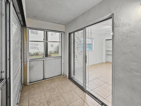 Tiny photo for 202 Piedmont Ter E, Delray Beach, FL 33484 (MLS # B26022039)