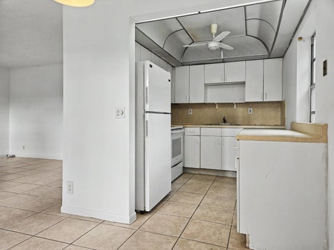 Tiny photo for 202 Piedmont Ter E, Delray Beach, FL 33484 (MLS # B26022039)