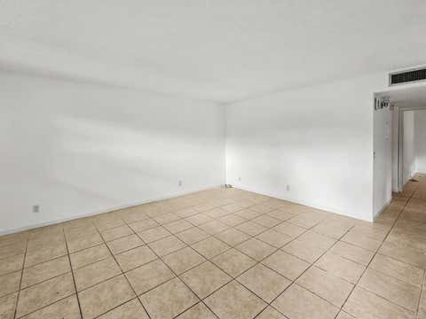 Tiny photo for 202 Piedmont Ter E, Delray Beach, FL 33484 (MLS # B26022039)