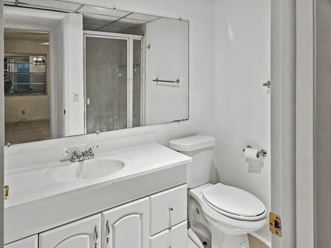 Tiny photo for 202 Piedmont Ter E, Delray Beach, FL 33484 (MLS # B26022039)