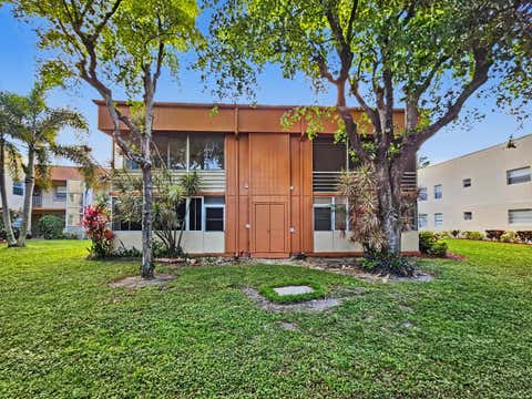 Tiny photo for 202 Piedmont Ter E, Delray Beach, FL 33484 (MLS # B26022039)