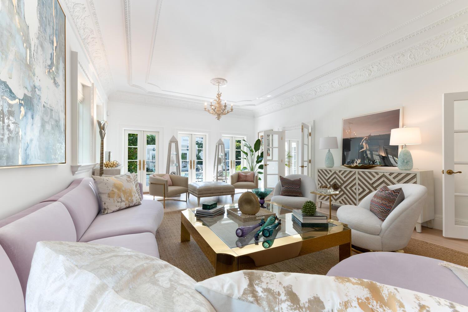 ROYAL PARK - Residential Lease