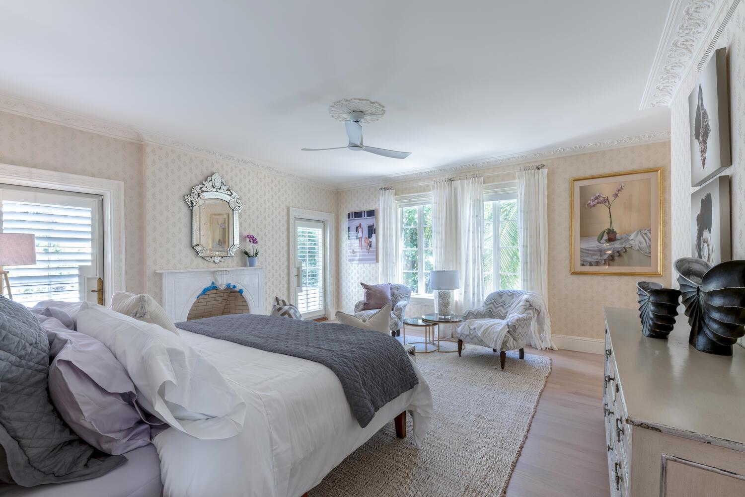 ROYAL PARK - Residential Lease