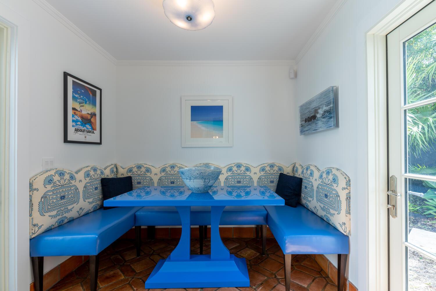 ROYAL PARK - Residential Lease