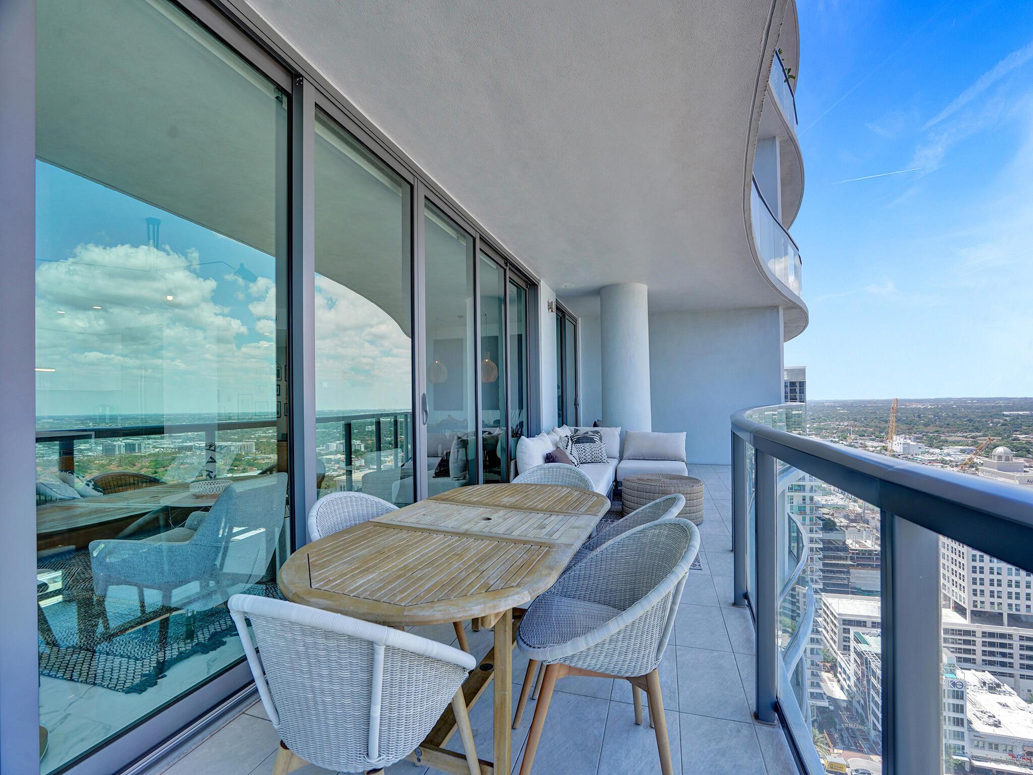 100 Las Olas - Residential Lease