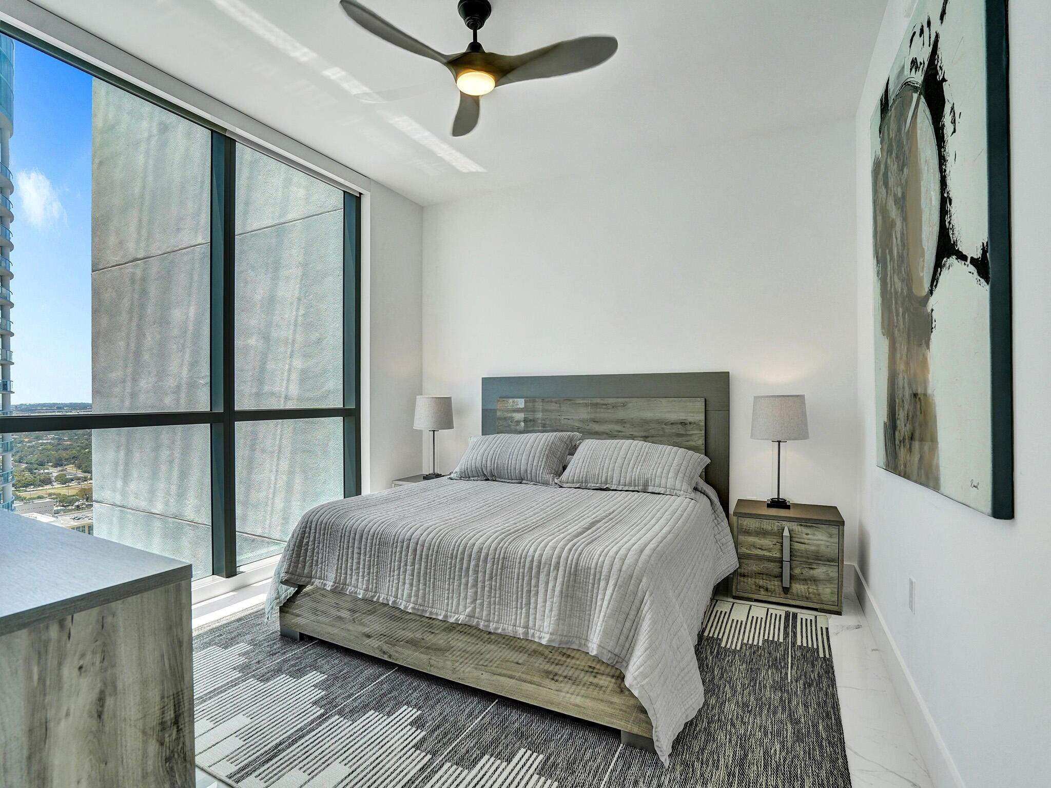 100 Las Olas - Residential Lease