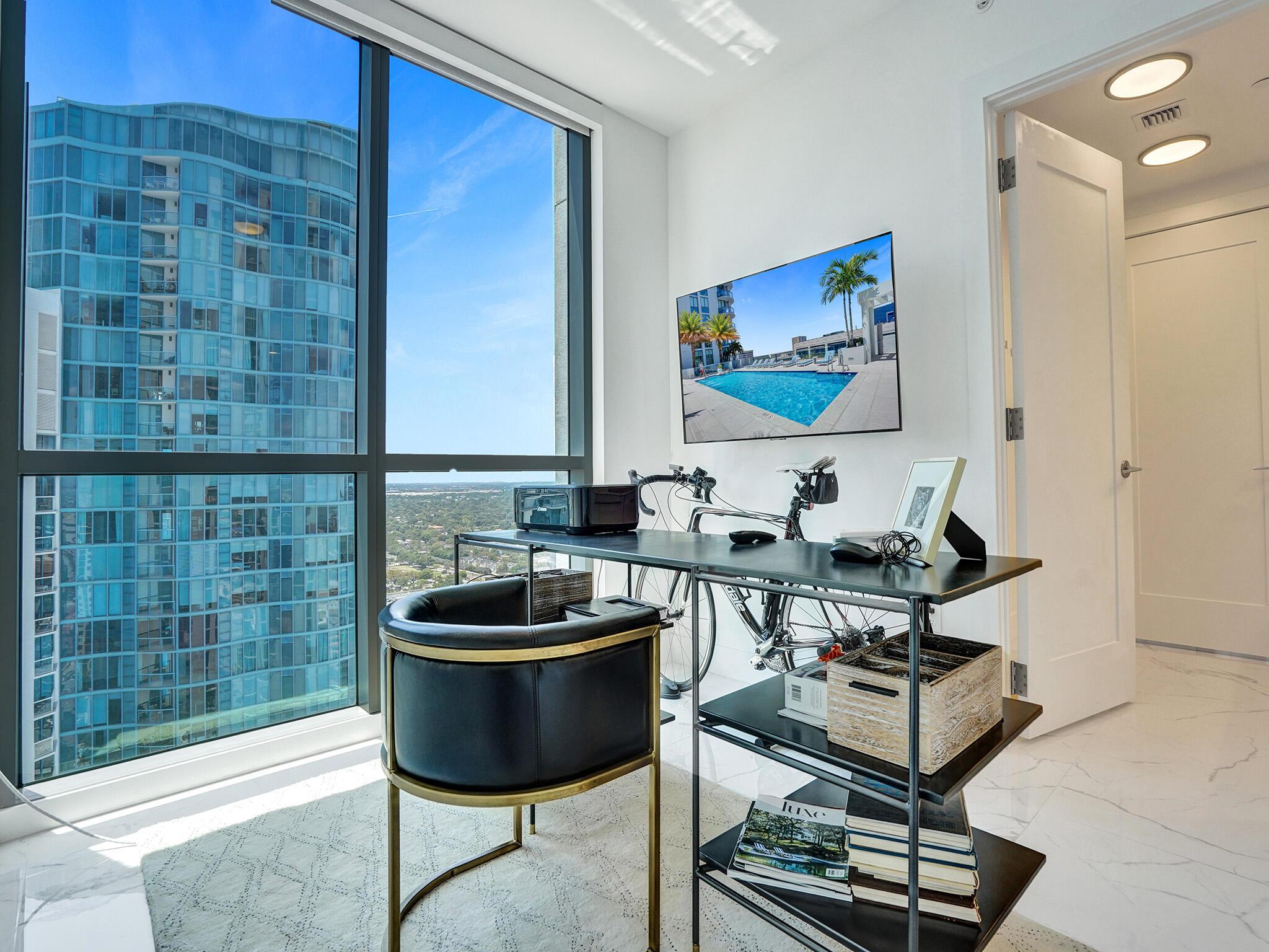 100 Las Olas - Residential Lease