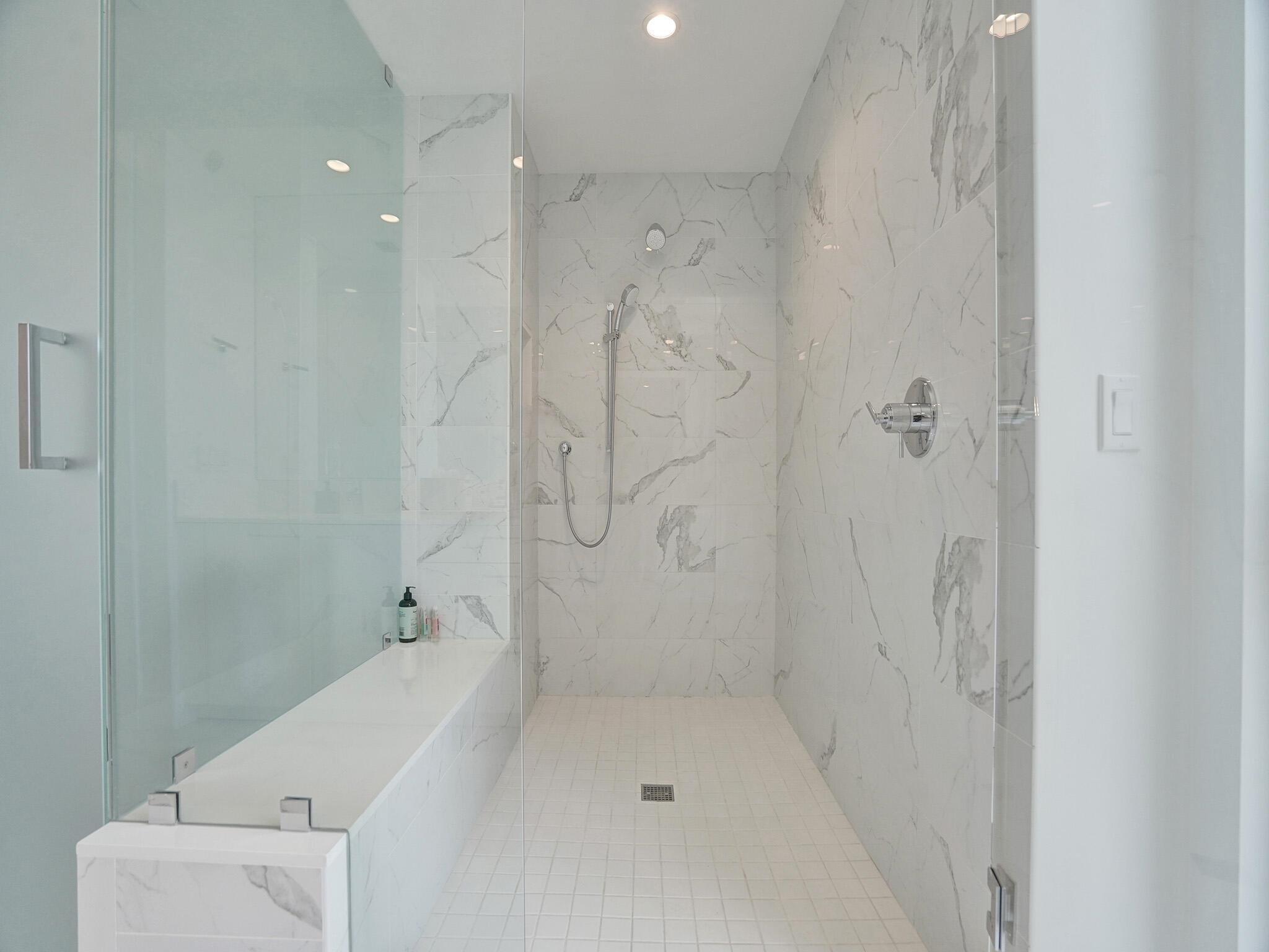 100 Las Olas - Residential Lease