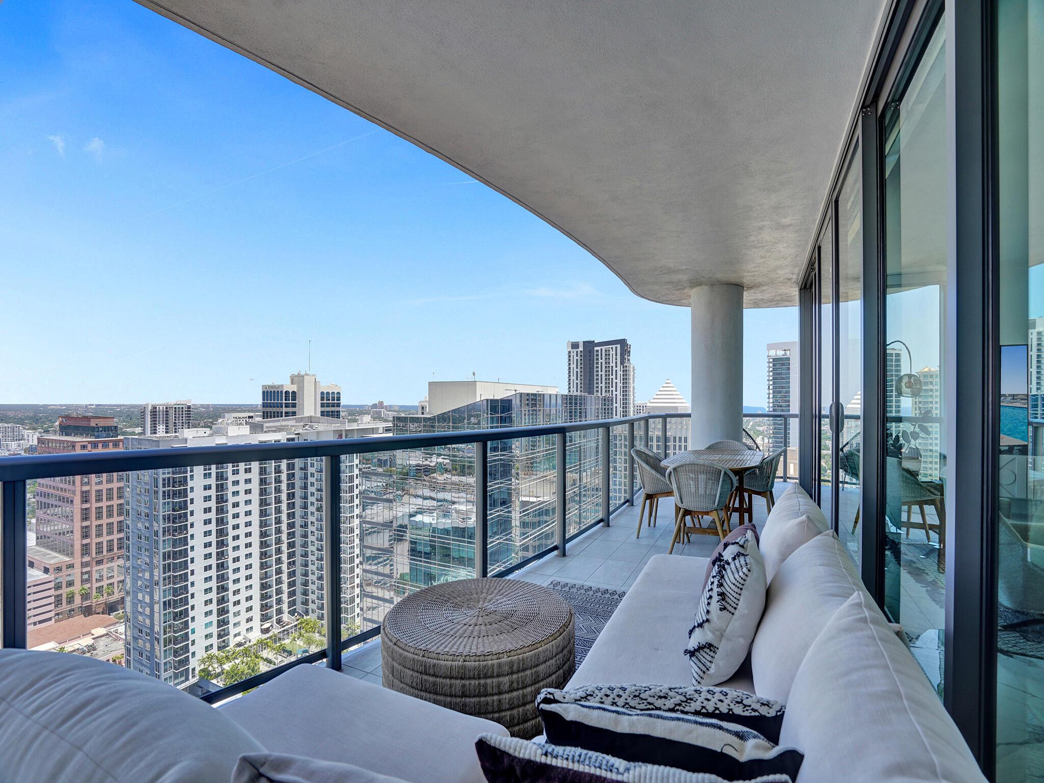 100 Las Olas - Residential Lease