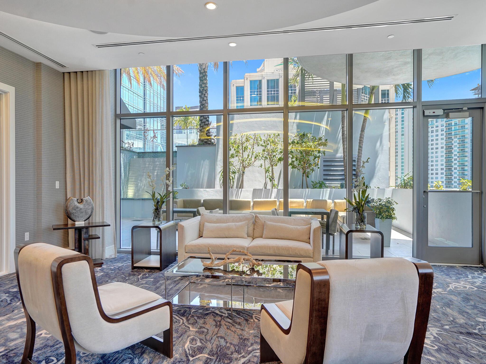 100 Las Olas - Residential Lease